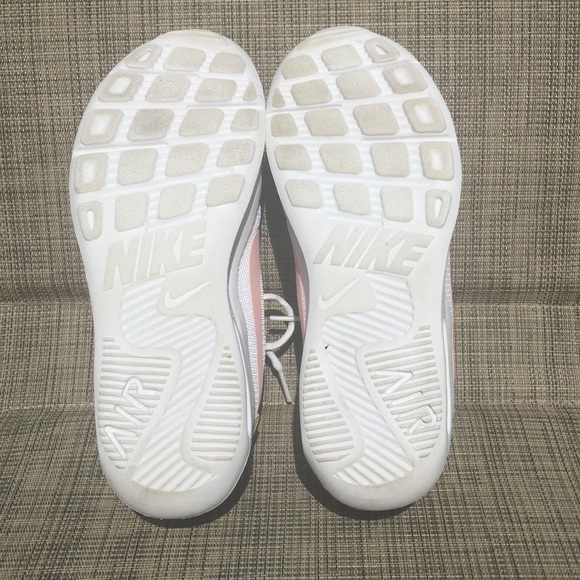 Nike Air Sneakers - Picture 7 of 11